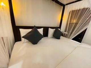 Alice House Hiriketiya - 1