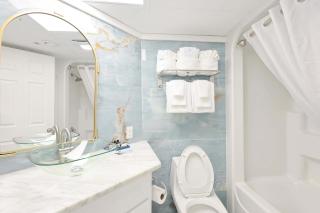 Sunset Dreams by StayMareni - Ocean Views and 2 Balconies Suite - 7