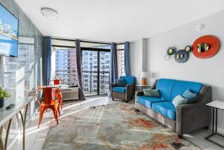 Sunset Dreams by StayMareni - Ocean Views and 2 Balconies Suite - 1