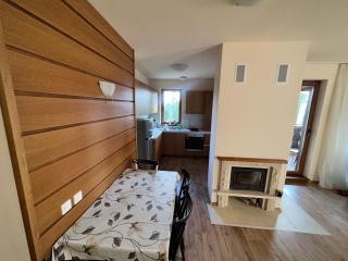 Апартаменты Гранд Ризорт с камином и видом на лес - 1