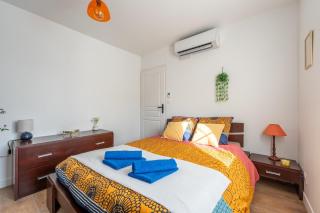 Art Deco 2 room apartment 1 bedroom - 6