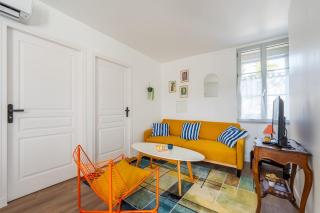 Art Deco 2 room apartment 1 bedroom - 2