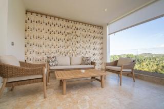 Luxury Hills Residence - 8