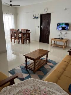Bright & Airy 2BHK Apartment - AC, Wi-Fi & Parking - 0