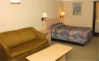 Knights Inn Farmington Hills - 4