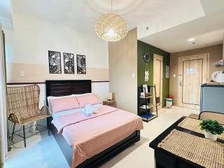 Cozy Studio Unit - Inspiria Condominium Beside Abreeza Mall - 0
