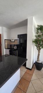 Mooikloof Ridge Hide Out - 1