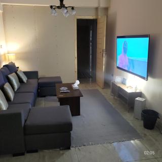 Cairo Gem budget room with AC and smart TV, 12minutes from the airport please only book through booking we can't offer booking outside the app, please contact us via phone number provided after confirming your booking, so we can check you in, thanks - 7
