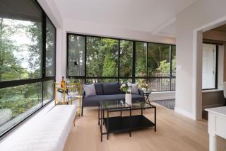 Stylish Scenic Oasis 2-Bedroom Suite West Van - 3