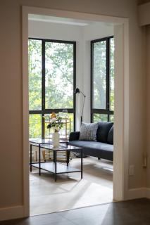 Stylish Scenic Oasis 2-Bedroom Suite West Van - 1