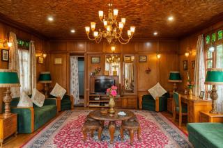 Lalarukh Group of Houseboats - 9