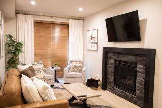 Luxury Condo in Spring Creek with Hot tub - 9