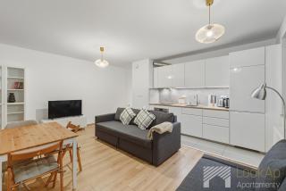 Nowa Praga by LookAp - darmowy parking! - 8