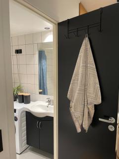 1 bedroom apartment with a view close to the airport - 6