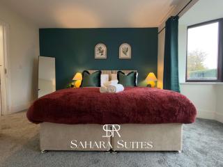 New! Spacious 5BR Wolverhampton Home - Garden & Parking - 0