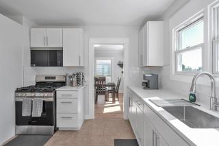 Spacious 4 Bed Home - In-Law Unit -Near SF and Napa - 6