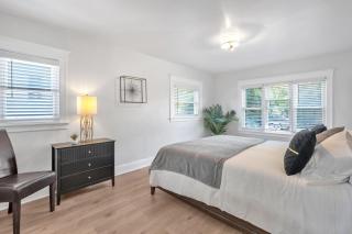 Spacious 4 Bed Home - In-Law Unit -Near SF and Napa - 4