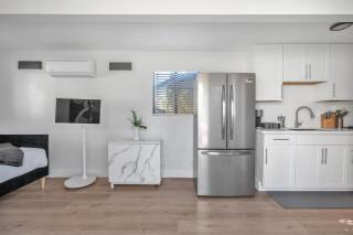 Spacious 4 Bed Home - In-Law Unit -Near SF and Napa - 1