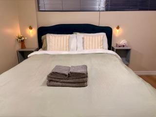 Vita House near Downsview and Yorkdale Shopping Center - 5