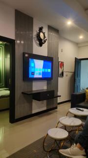 2 Room Apartment in D12 Markaz - 9