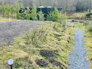 Eco-Friendly Highland Cabin with Mountain Views - 2