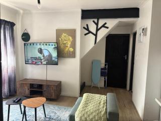 Serenity Hideaway - 9