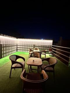 The Pyramid edge stay - 9