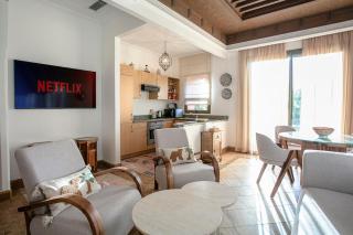 2-bedroom appartment, secure residence with swimming pool - 3