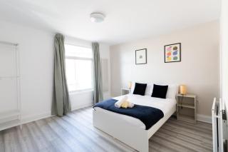 The Albion Hotel - 9