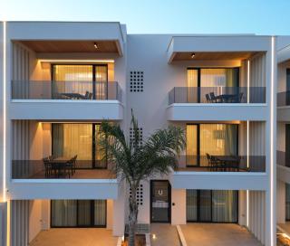 U boutique experience - 9