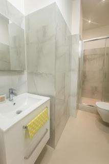 Cozy Modern Apartment 50m to Metro - 5