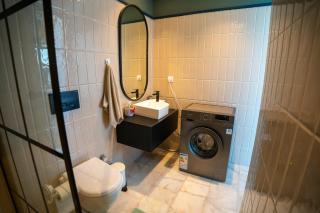 Cedar Stays Studio apartment 1chambre salon - WiFi - climatisation - parking - machine a laver- 5 min CFC - 3