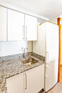 Sea and Relaxation Pool & Private Balcony - 3