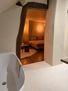 Bed and Breakfast 1691 - 4