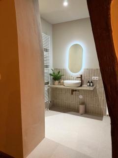 Bed and Breakfast 1691 - 3