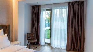 Greenlake Boutique Apartments 1BDR with Garden - 1