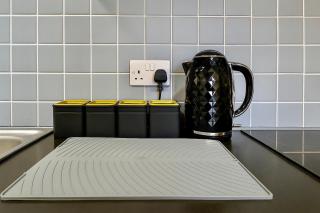 Cinema Lounge 2Bed Leeds City Centre FREE Parking - 5