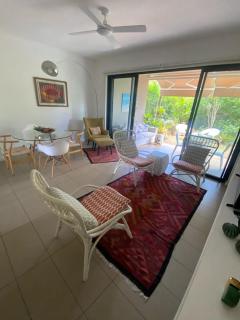 AZURI Serviced Garden Apartment - 7