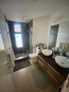 AZURI Serviced Garden Apartment - 2