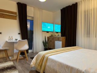 Mosaic Guesthouse - 5