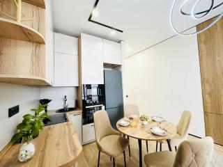 Стильная квартира у MEGA в центре города - 2