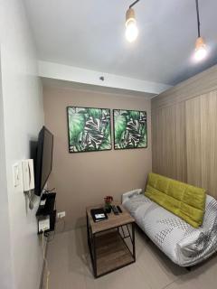 Cuddle Cabin Staycation - 4