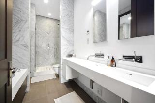 Scunthorpe - Soho Deluxe - 6 Poland St London W1F 8PS - 6