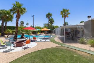 Lux Lounge by ACME House Company - 5