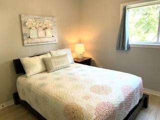 148 Beau Clair - Beachside Townhome with Pool in Long Beach - 1