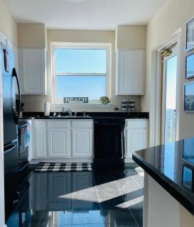 Spacious Beachview End Unit in Legacy Tower 1 -1001 - 3 bedroom 3 bath condo - De Buys - 2