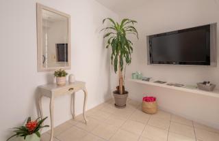 Studio 39 Downtown - 6