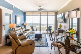 Beautiful 15th floor 2 bedroom, 2 bath condo at The Ocean Club! - 8