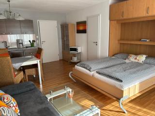 Ferienwohnung mit Schwimmbad Ruheoase - 2