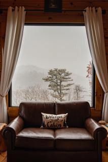 Epic Mountain Views, Hot Tub, Game Room, Sleeps 10 - 2